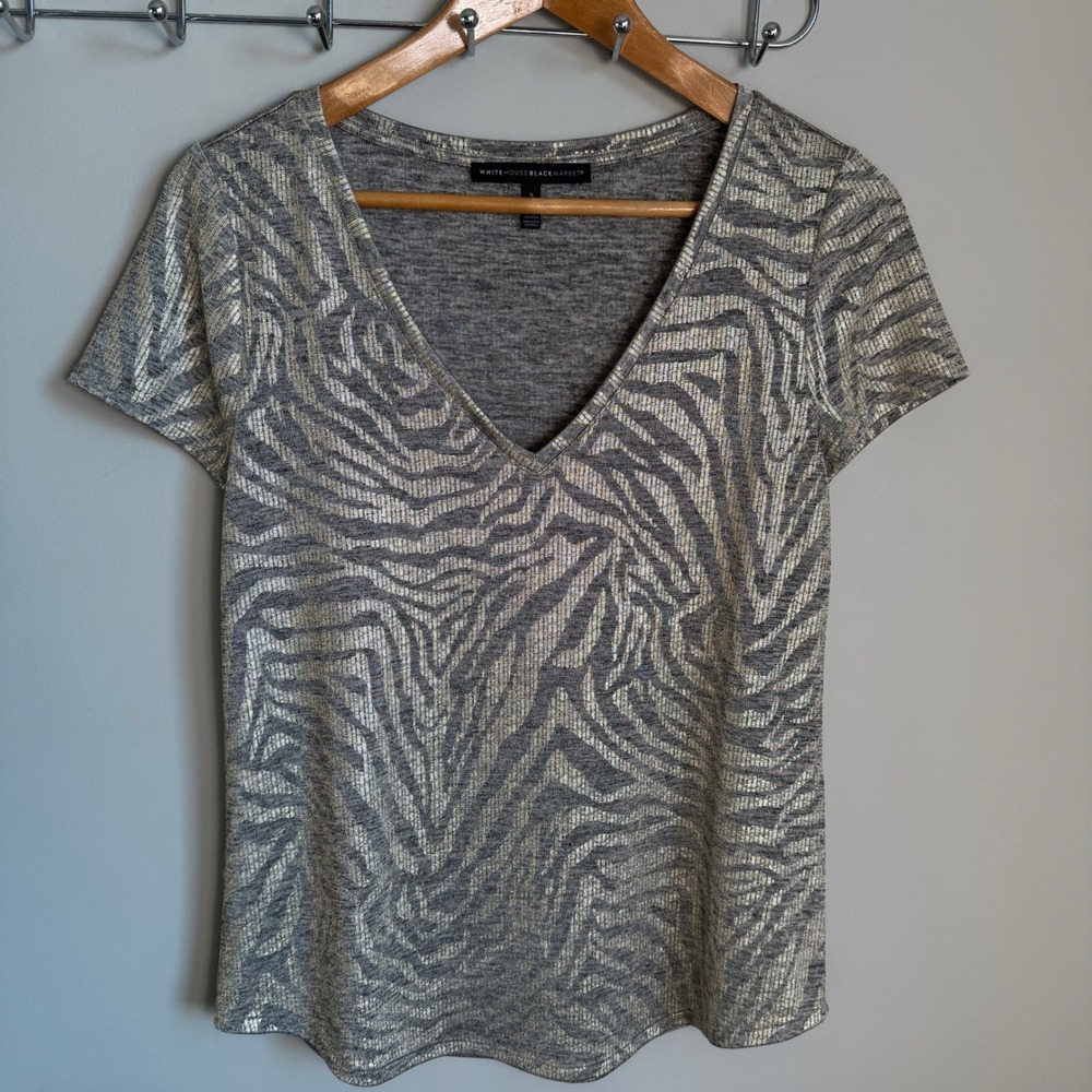 White House Black Market Gold Zebra‎ Print V-Neck T-Shirt Top Small Metallic